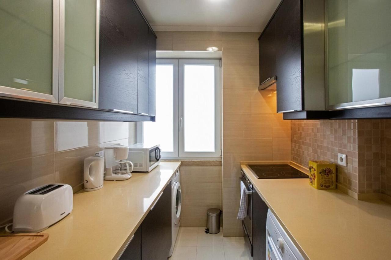 Cosy 1 Bedroom Apartment In Belem Lisbon Luaran gambar