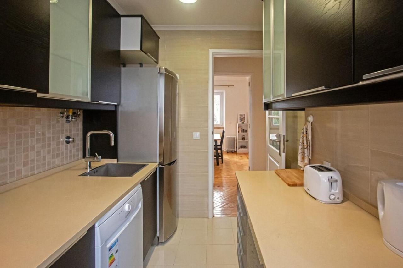 Cosy 1 Bedroom Apartment In Belem Lisbon Luaran gambar